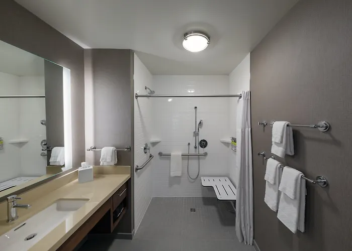 Staybridge - - Biltmore Area By Ihg Hotel 3*